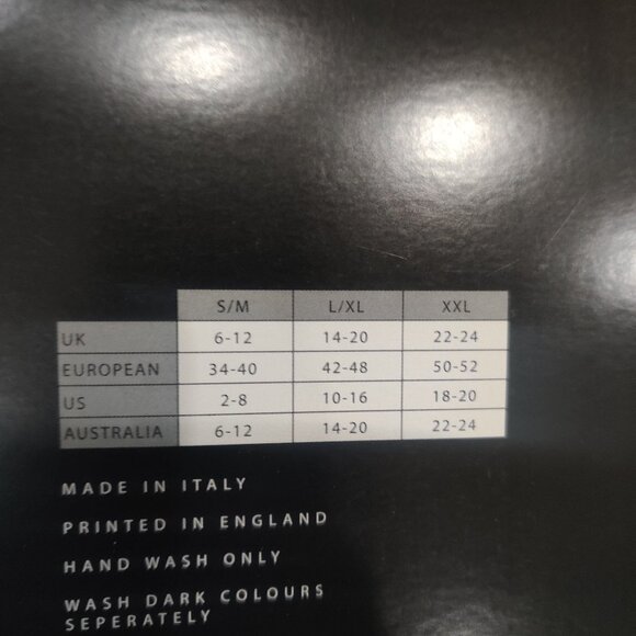 Lazy Oaf Peanuts collection Snoopy tights size XXL new - Picture 6 of 6